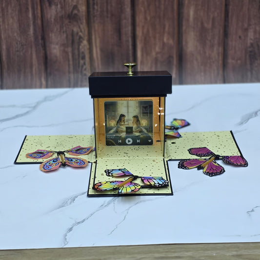 Caja Sorpresa Kafer (Cuadro Musical)