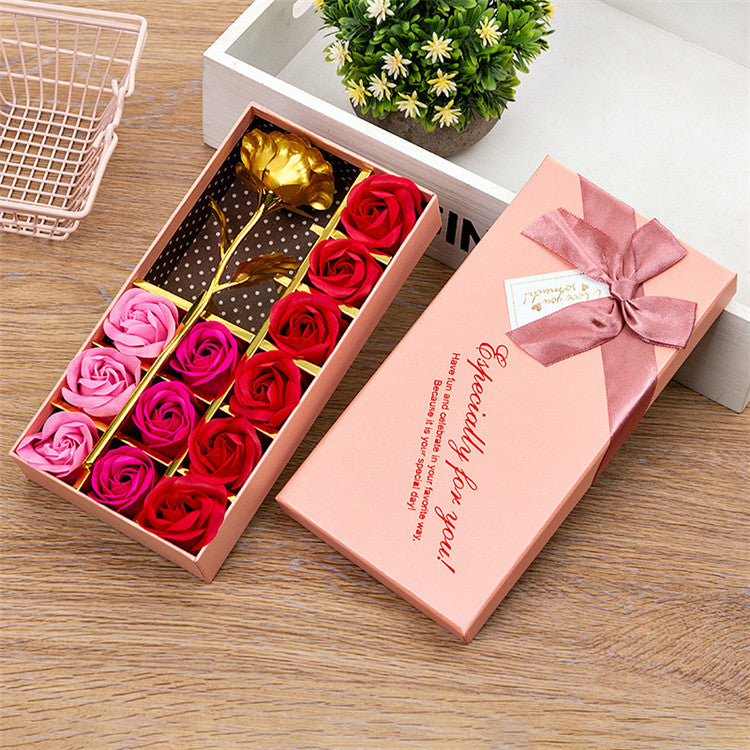 Set de Regalo Sorpresa "Caja de rosas de jabón con flor de oro de 24 quilates"