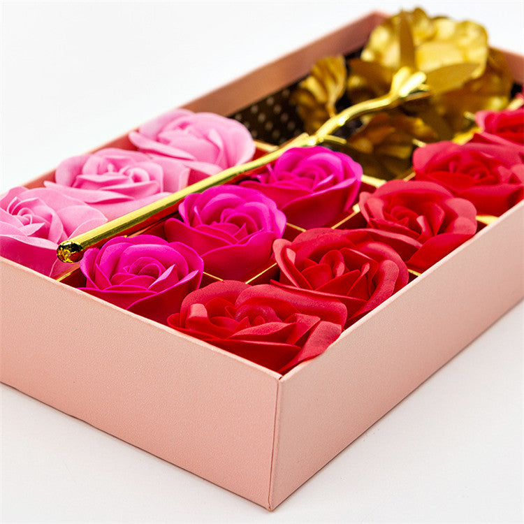 Set de Regalo Sorpresa "Caja de rosas de jabón con flor de oro de 24 quilates"